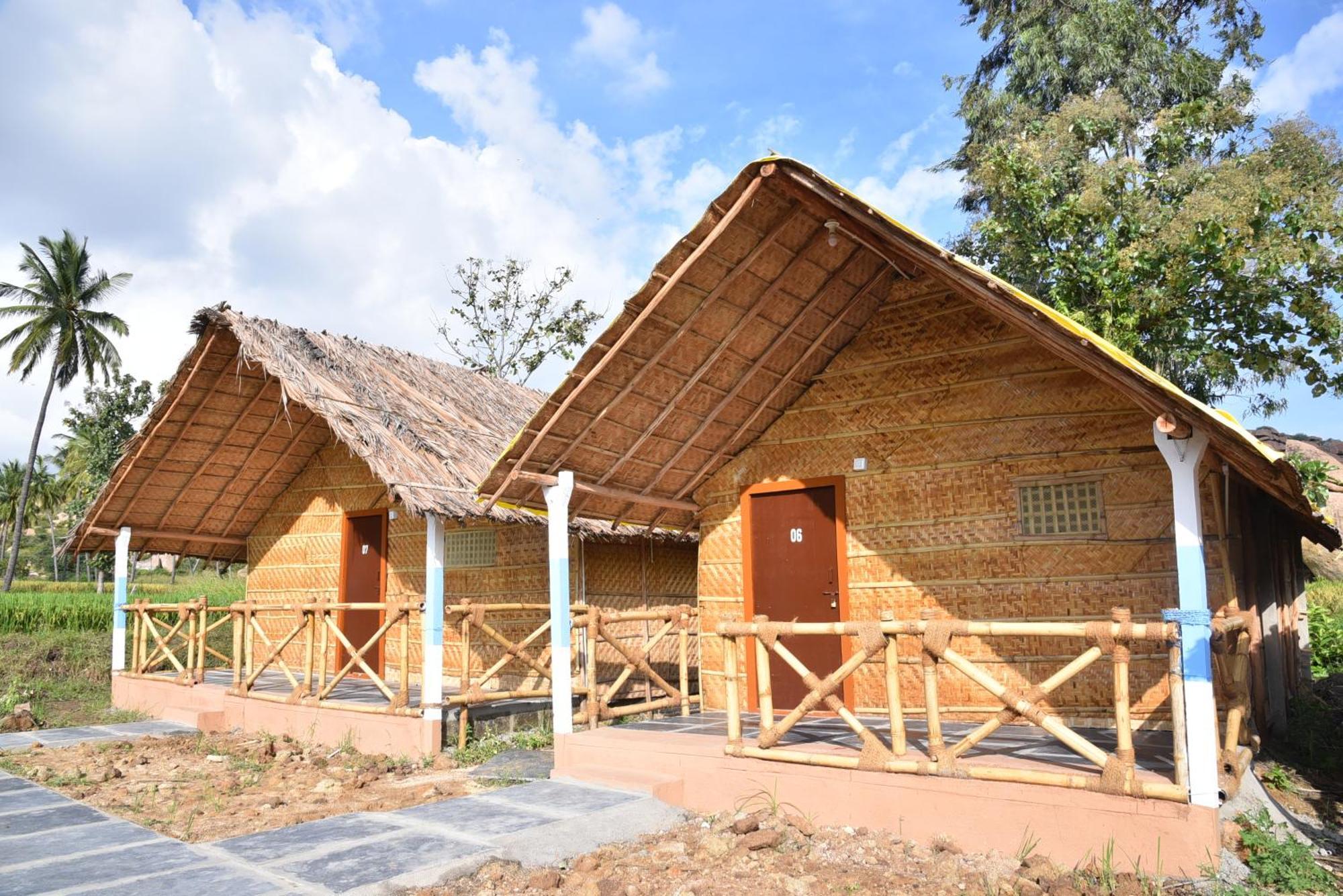 Hotel Dream Mango Hampi Esterno foto